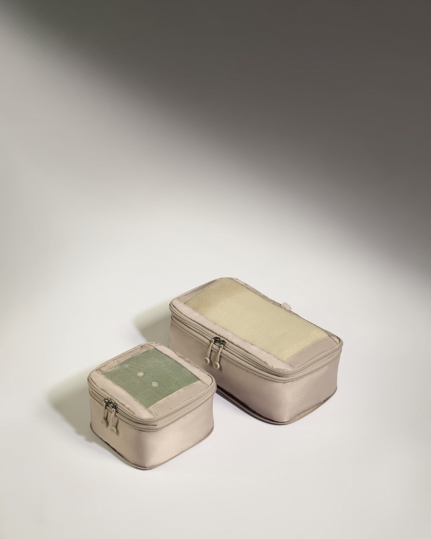 Antler Luggage -  Packing Cubes in Taupe- Set of 2 - Packing Cube - 2 Pk Packing Cubes in Black Set of 2 » Travel Accessories » Packing Organiser