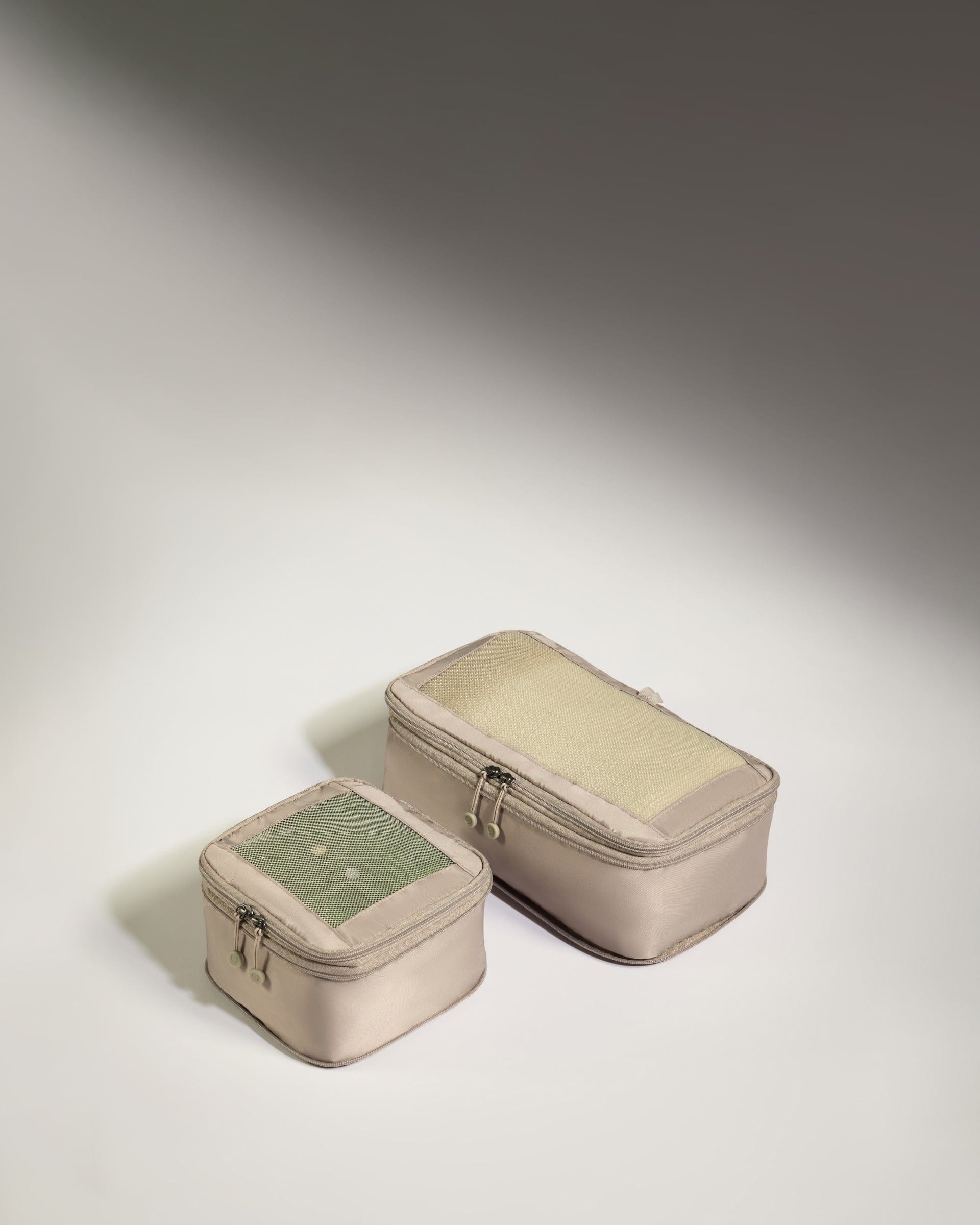 Antler Luggage -  Packing Cubes in Taupe- Set of 2 - Packing Cube - 2 Pk Packing Cubes in Black Set of 2 » Travel Accessories » Packing Organiser