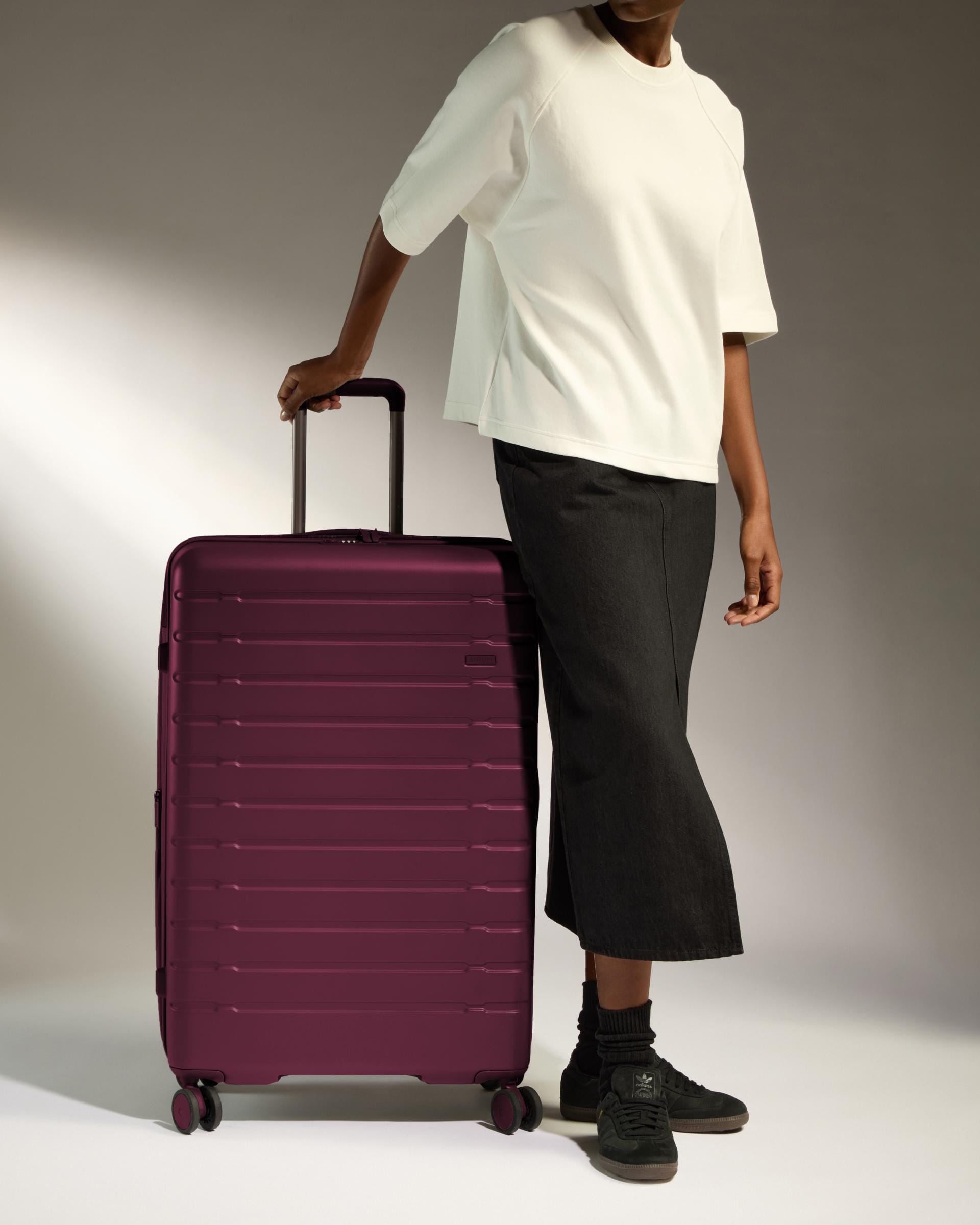 Antler Luggage -  Stamford 2.0 large in berry red - Hard Suitcases Stamford 2.0 Large Suitcase Red | Hard Luggage 