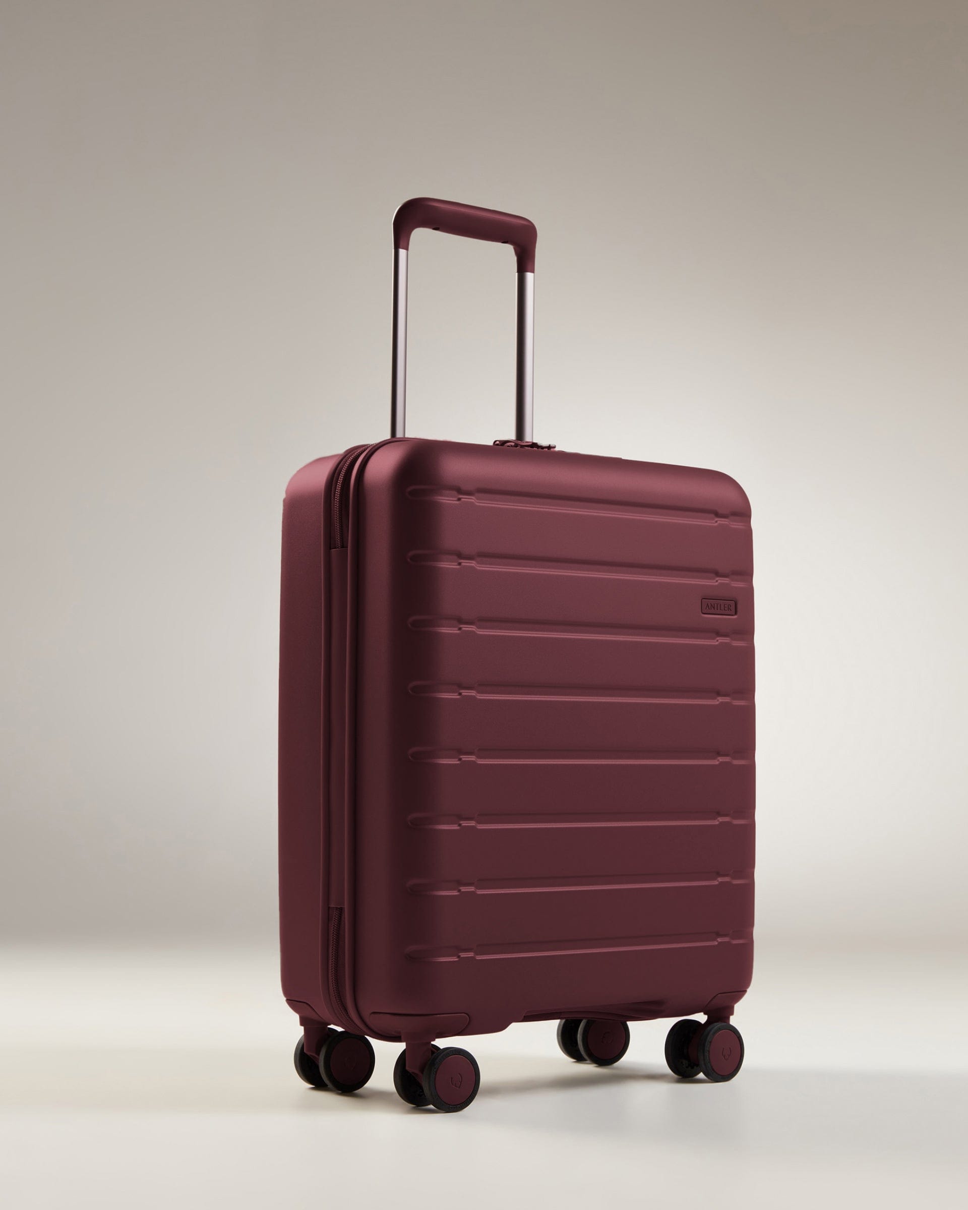 Red hard 2025 shell suitcase