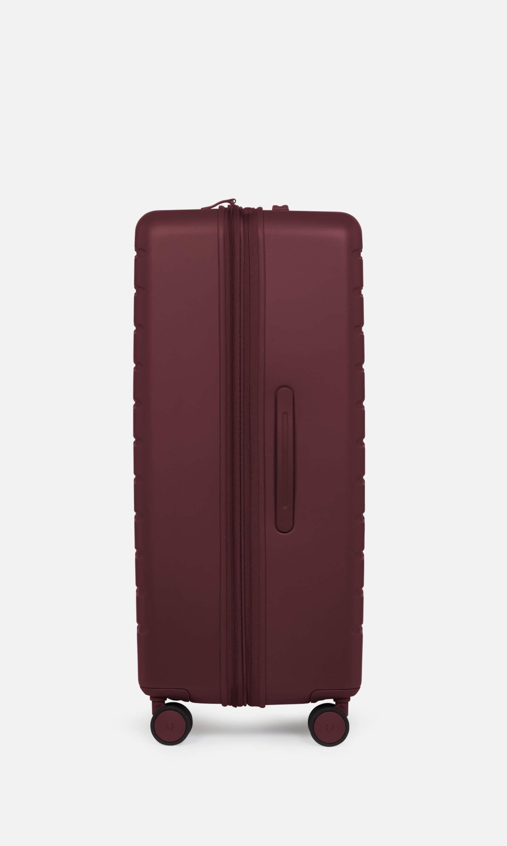 Antler Luggage -  Stamford large in berry purple - Hard Suitcases Stamford Large Suitcase Purple | Hard Luggage | Antler 