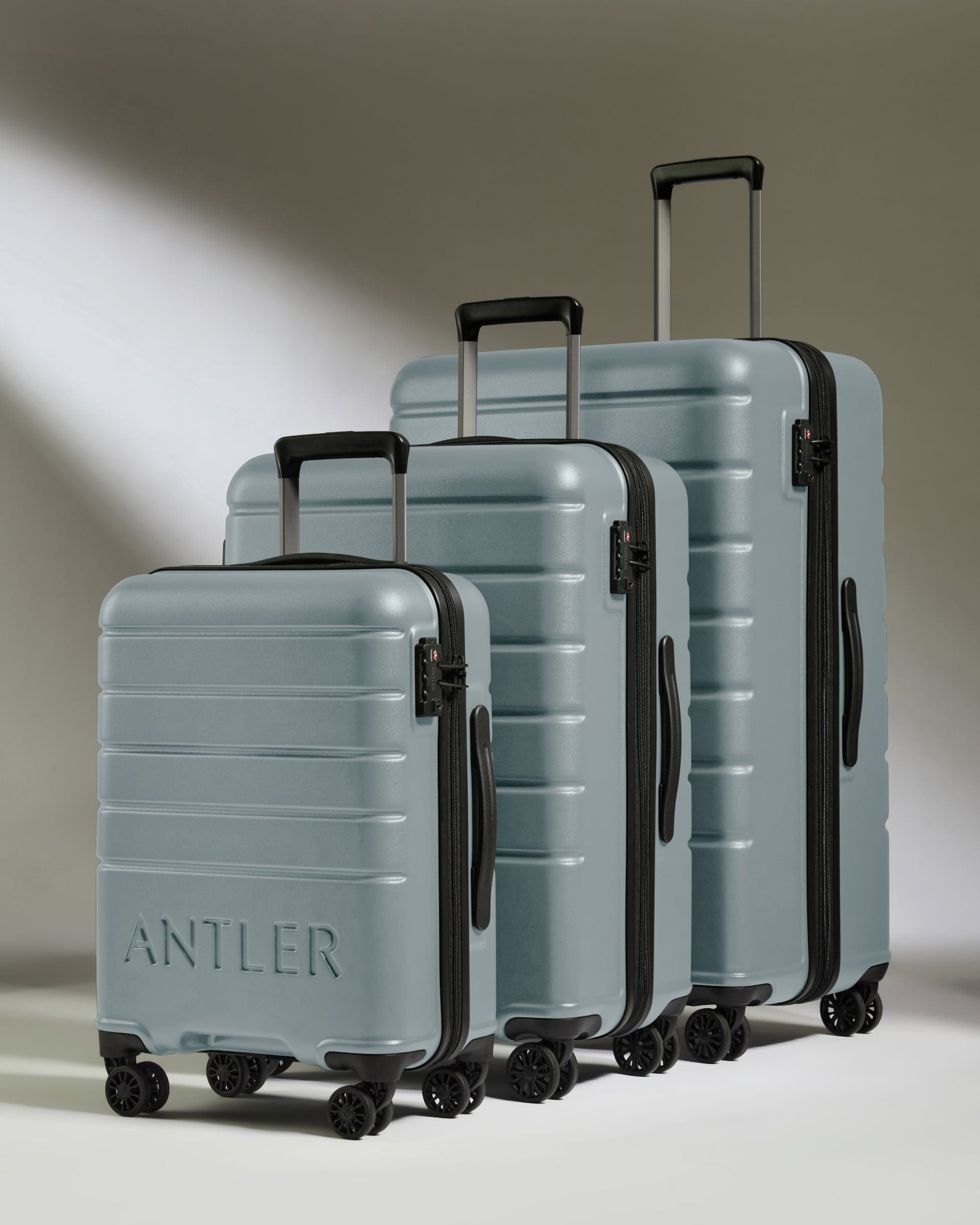 Suitcase Set of Cool Grey Logo Lightweight Hard Shell