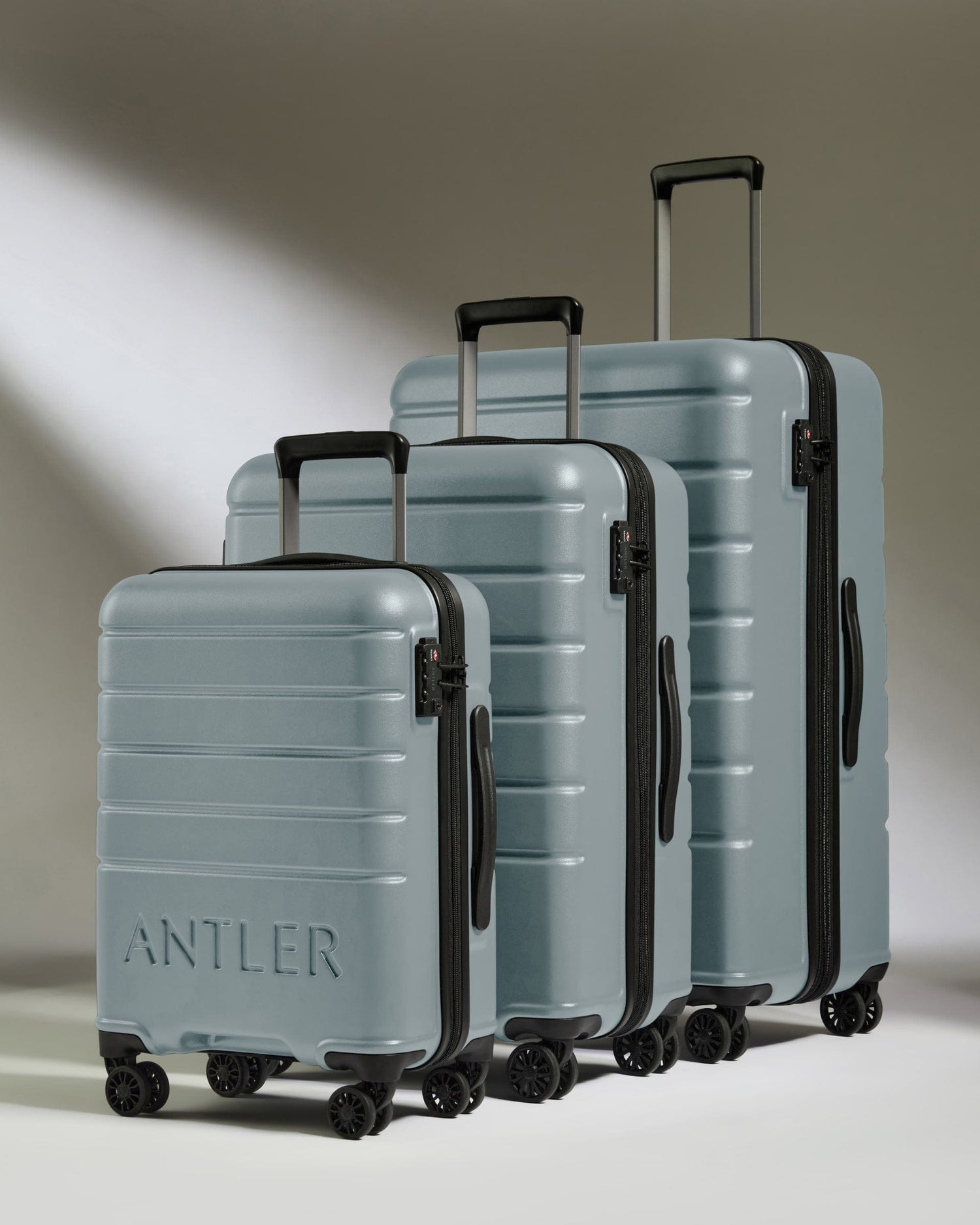 Suitcase Set of Cool Grey Logo Lightweight Hard Shell