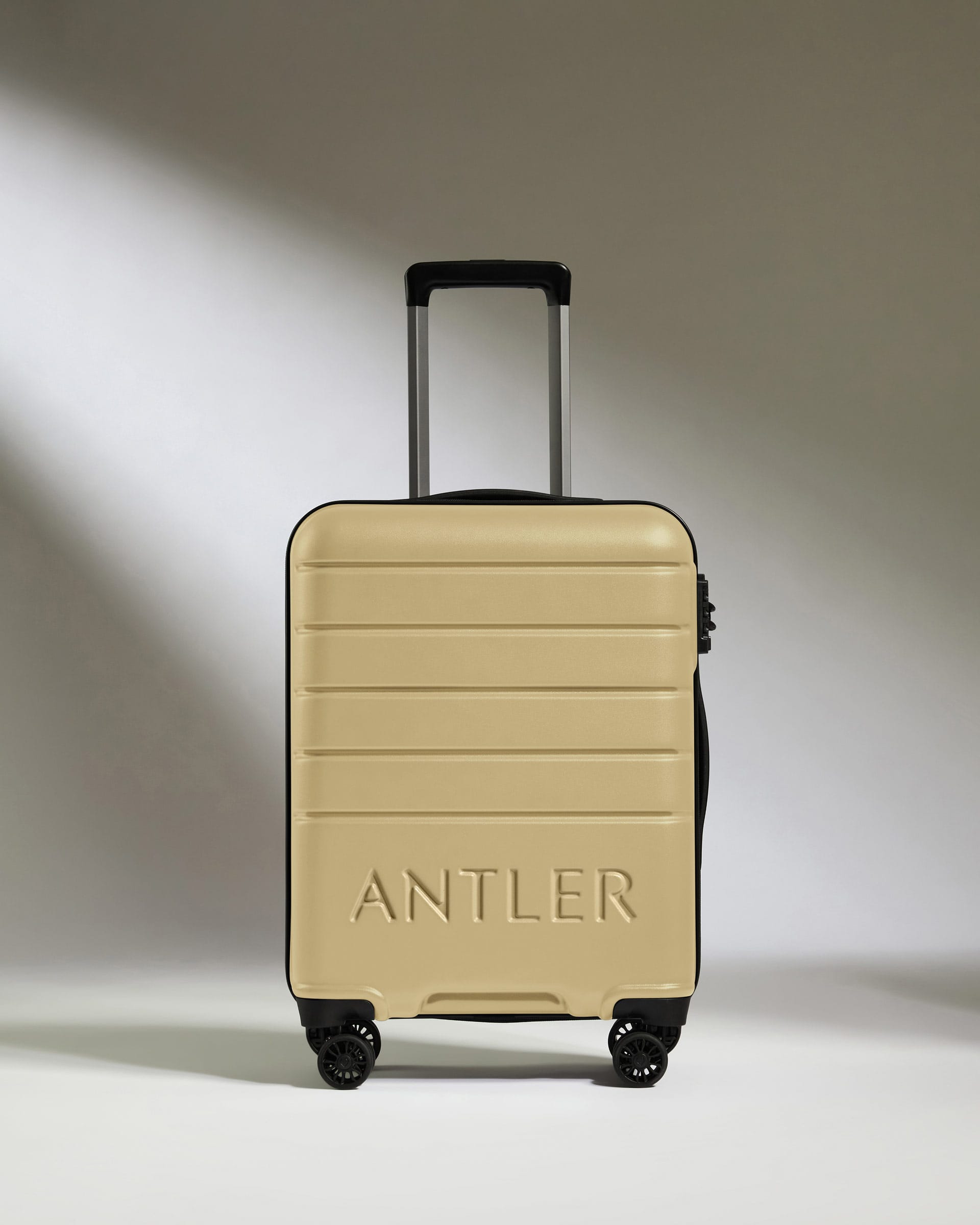 Antler Luggage -  Suitcase Set in Dark Sand - Logo - Hard Suitcases Logo Set of 3 Suitcases Yellow | Lightweight Hard Shell Luggage