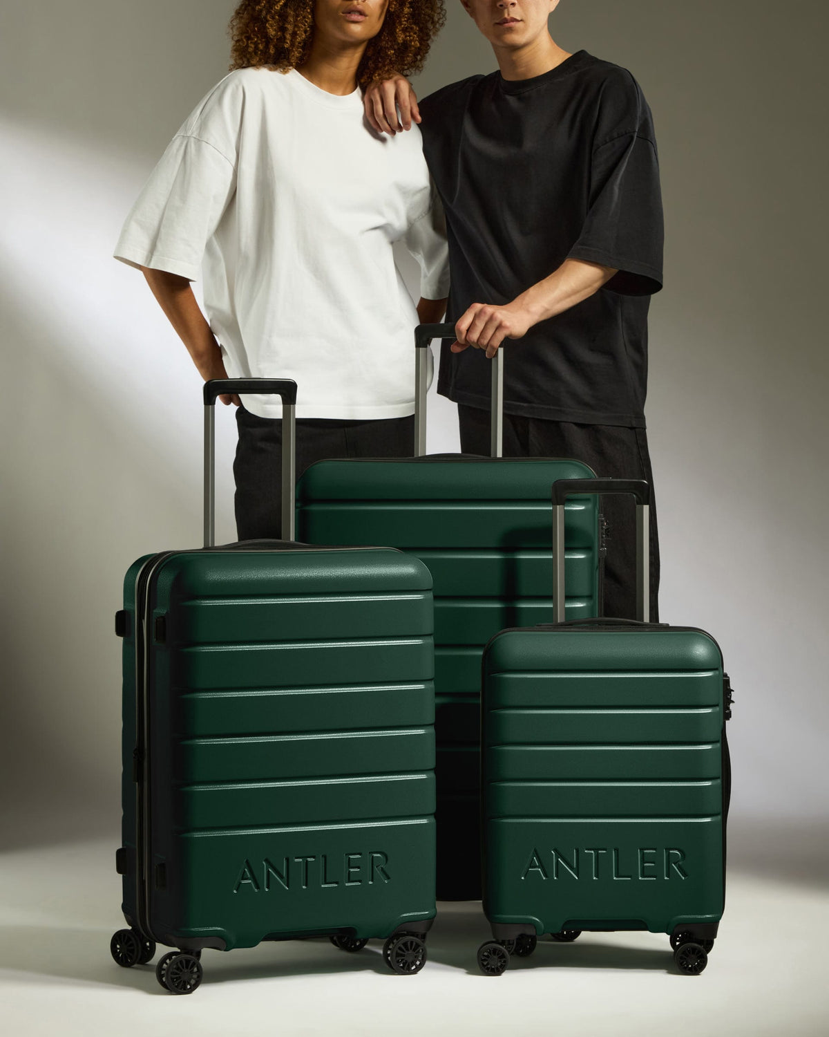 Antler Luggage -  Suitcase Set in Dark Teal - Logo - Hard Suitcase - Standard Cabin Set Suitcase Set of 3 Dark Teal - Logo | Lightweight Hard Shell Luggage