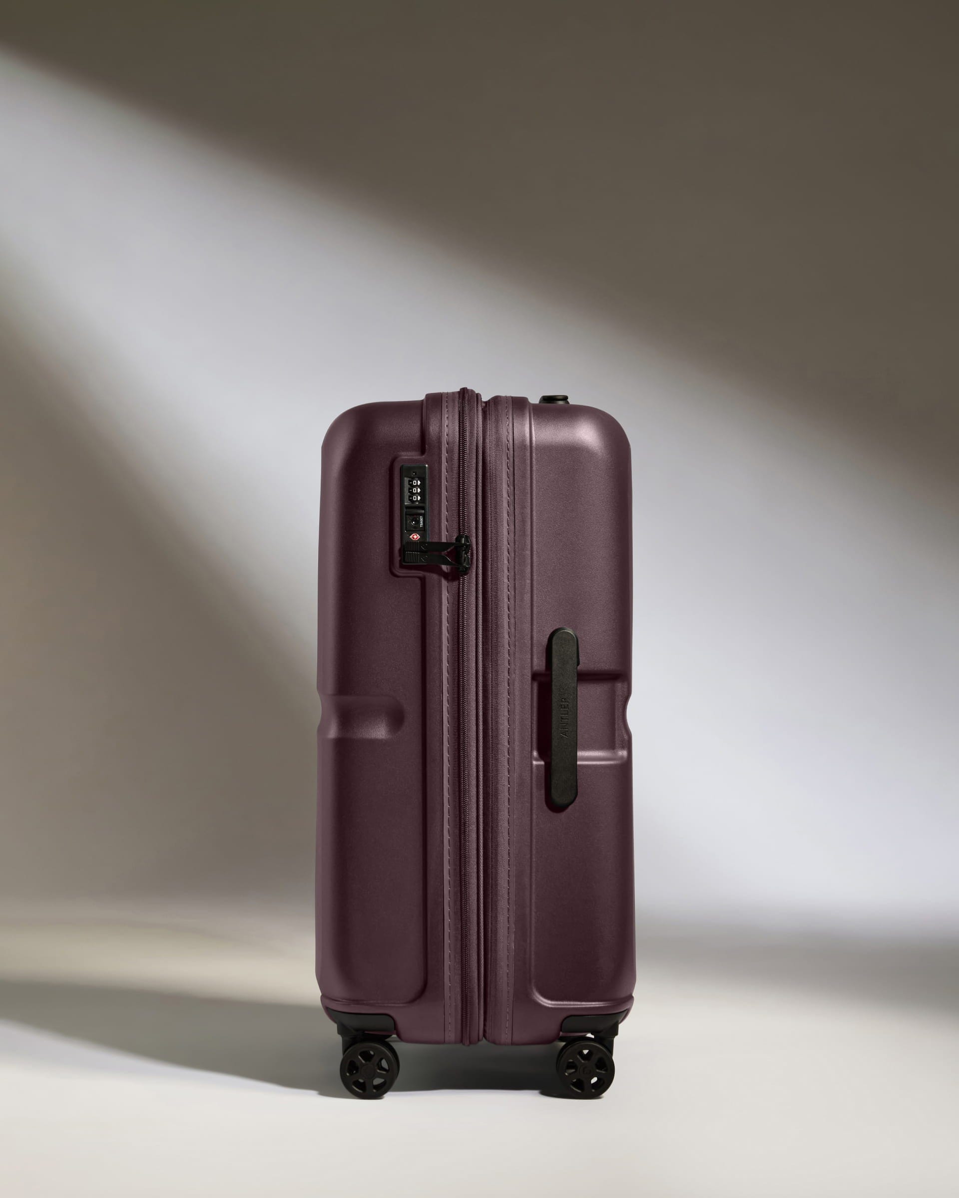 Antler Luggage -  Suitcase Set in Lagoon Red - Single Stripe - Hard Suitcase - Standard Cabin Set Suitcase Set in Red - Single Stripe | Cabin Luggage & Large Suitcases