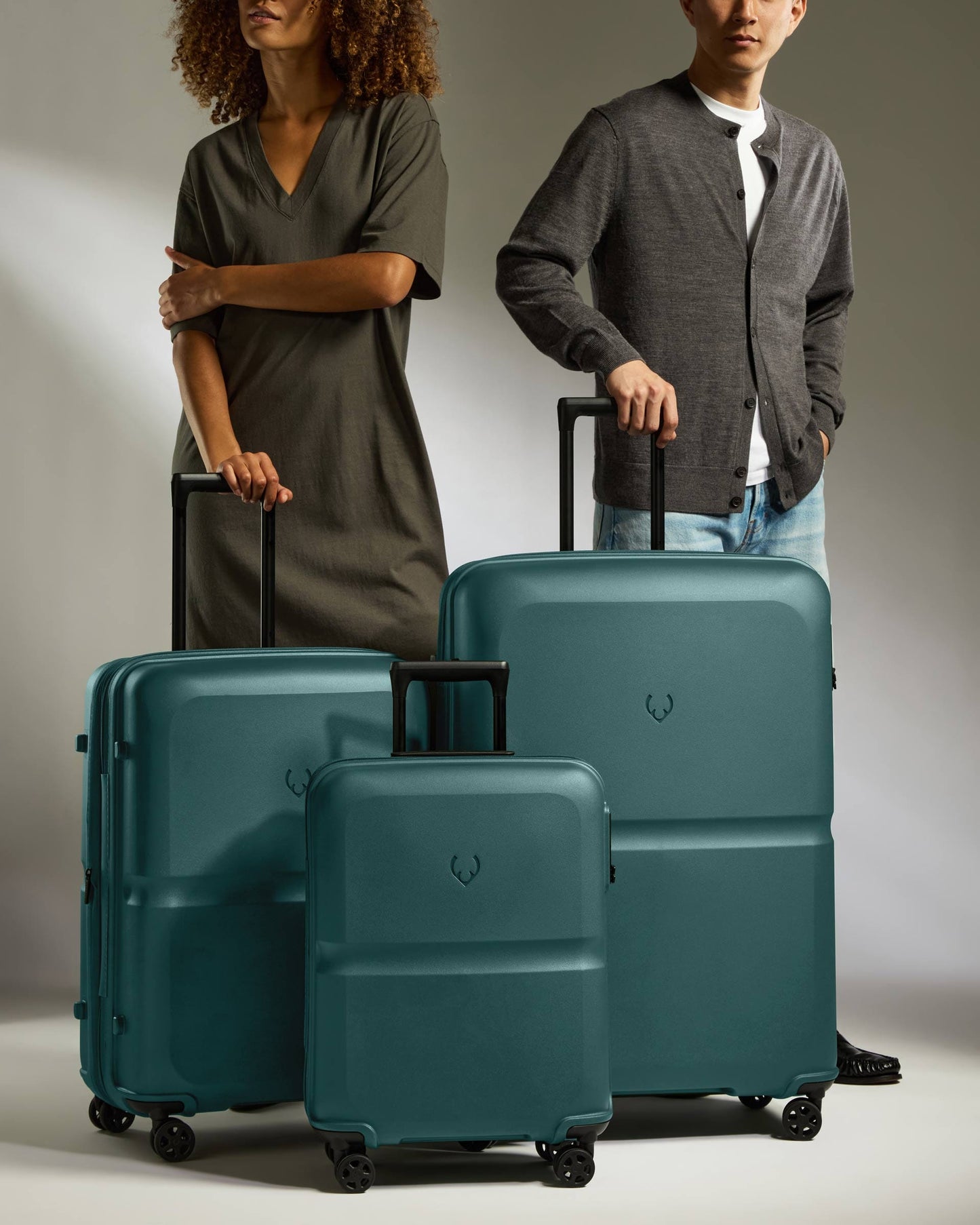 Antler Luggage -  Suitcase Set in Marsh Blue - Single Stripe - Hard Suitcase - Standard Cabin Set Suitcase Set in Blue - Single Stripe | Cabin Luggage & Large Suitcases