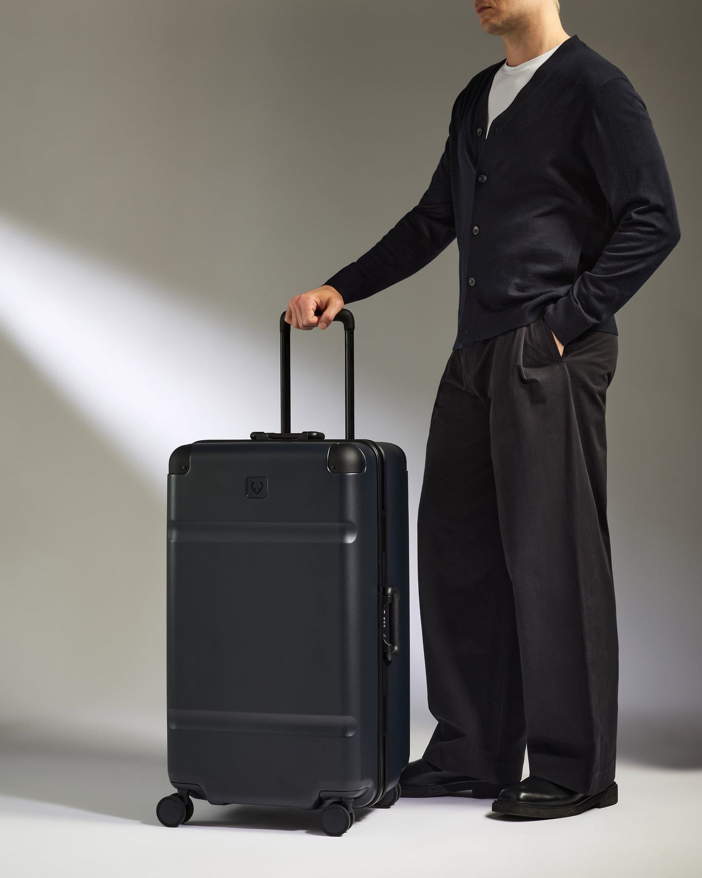 Antler Luggage -  Trunk Suitcase in Basalt Navy - Heritage Stripe - Hard Suitcase Trunk Suitcase in Navy - Heritage Stripe | Premium Hard Shell Trunk Luggage