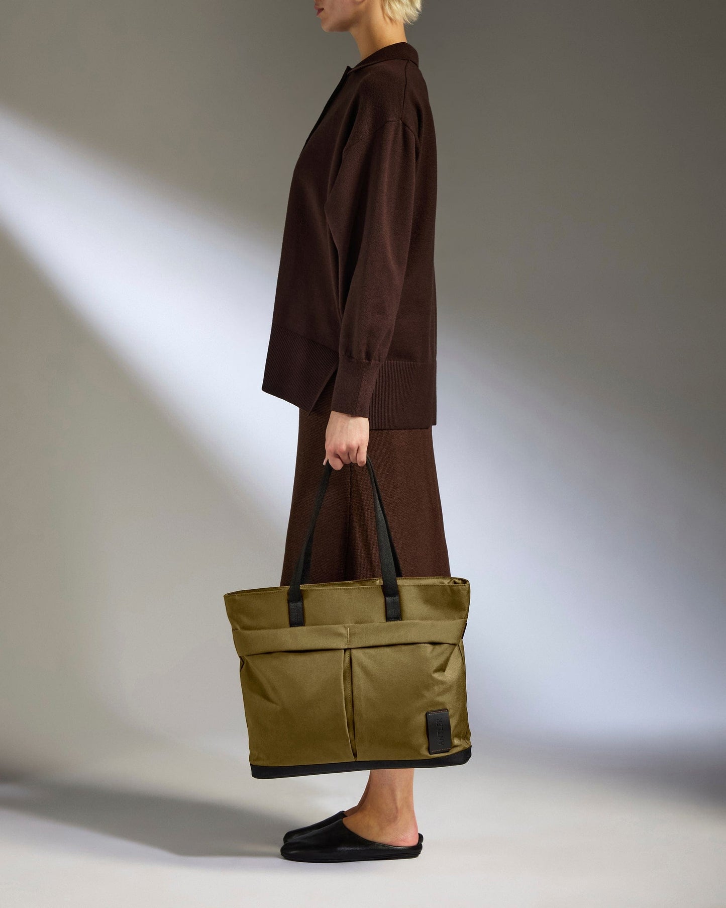 Antler Luggage -  Urban Core Tote Bag in Olive Green - Tote Bag Urban Core Tote Bag in Green | Travel & Work Bags and Accessories