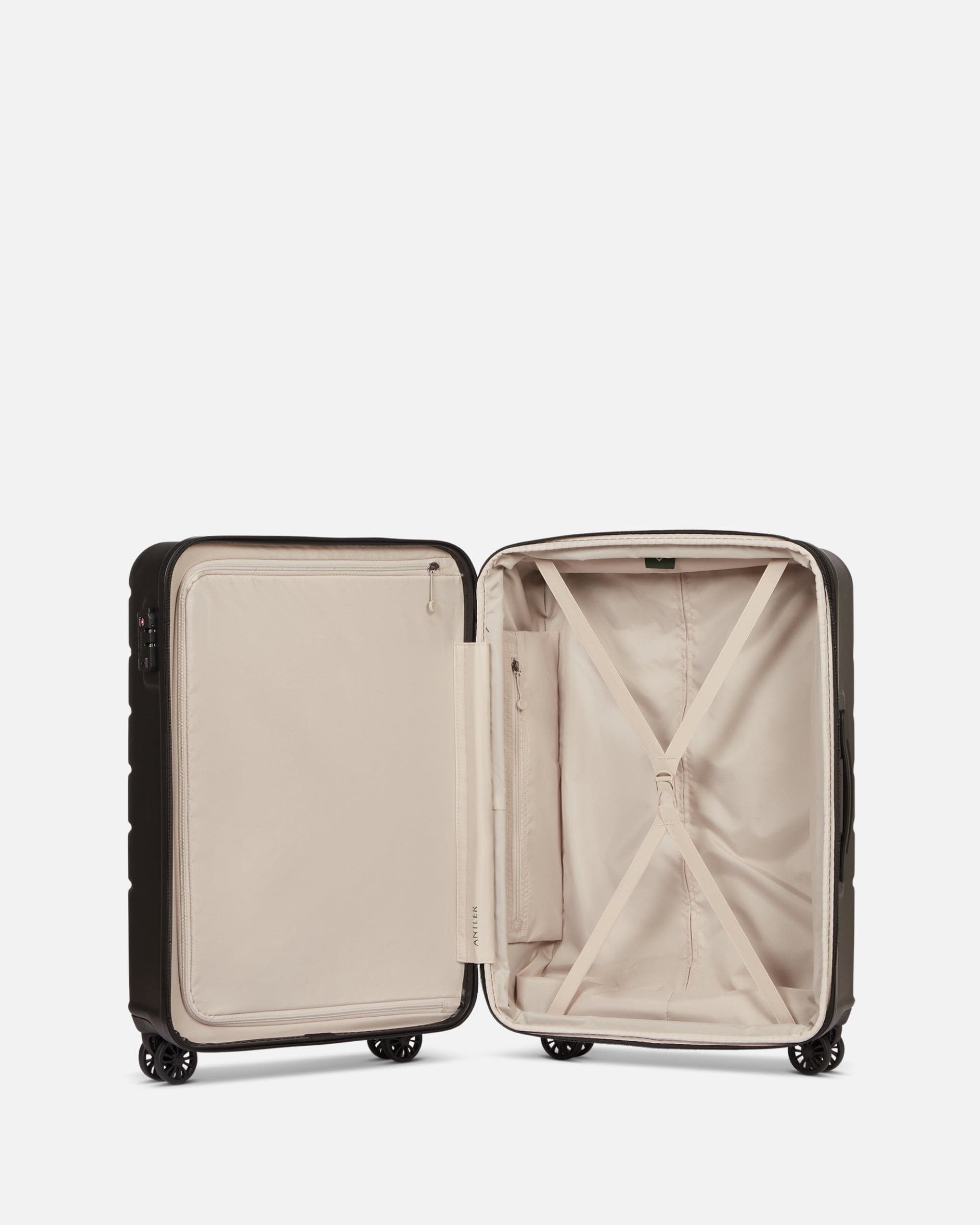 Antler UK Luggage -  Logo medium in black - Hard Suitcases Logo Medium Suitcase Black | Lightweight Hard Shell Luggage