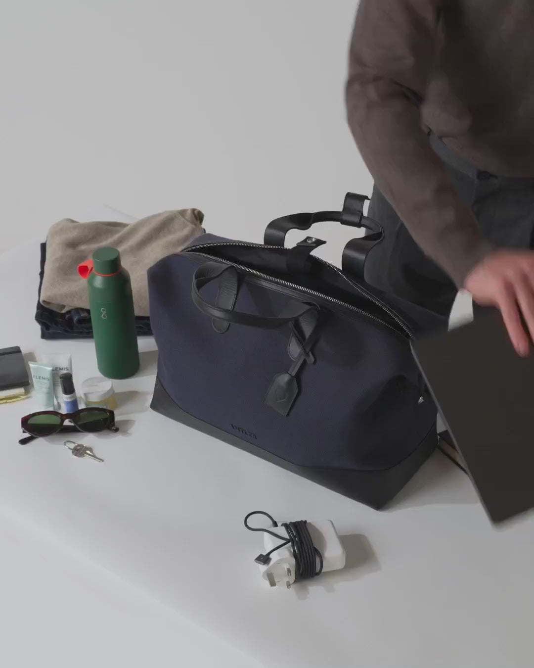 desktop video poster