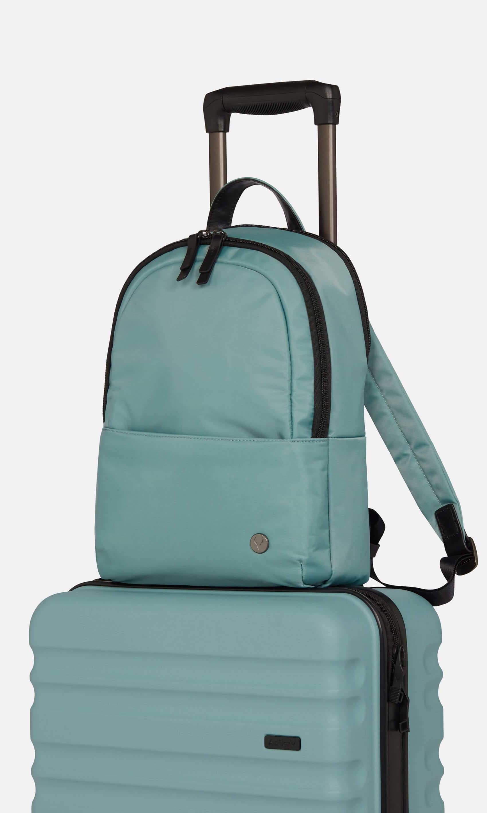 Backpack en on sale inglés
