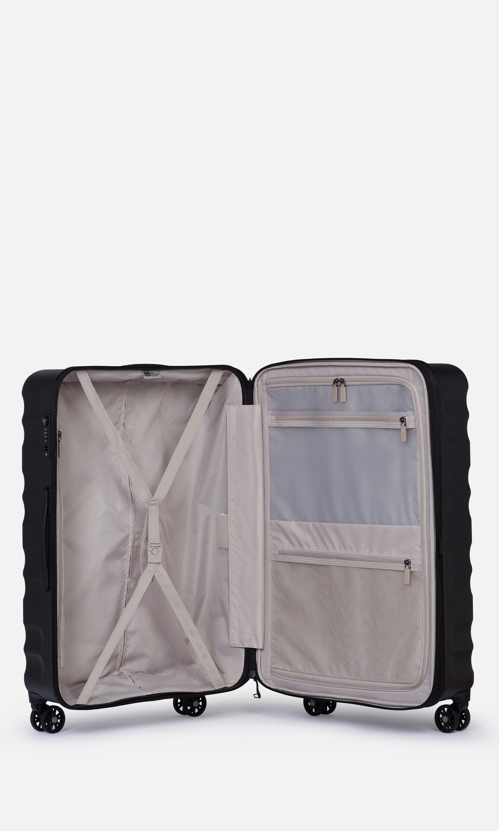 Antler store suitcase set